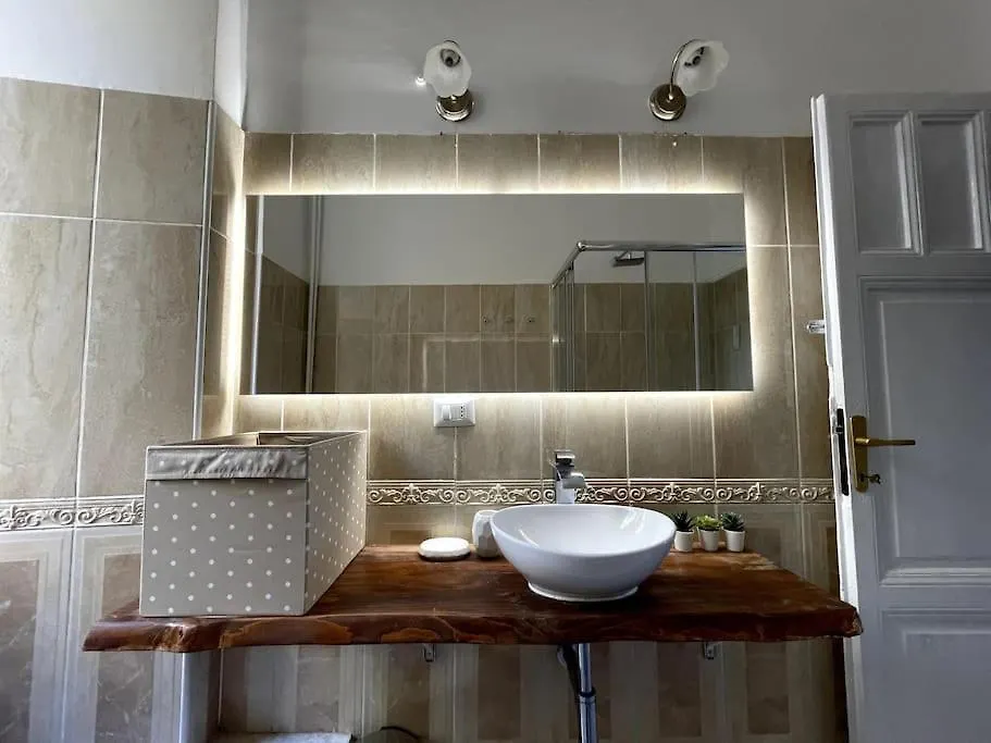 Appartamento Heart Of Rome-Napoleone Apartment-10 To Colosseo Italia